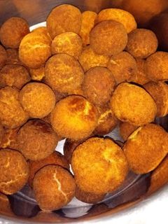 சிக்கன் கோலா உருண்டை (Chicken kola urundai recipe in tamil) செய்முறை முக்கிய புகைப்படம்