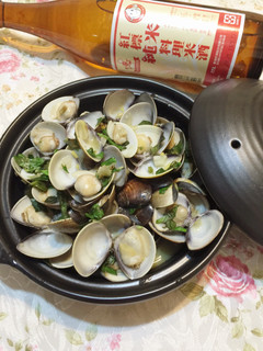 塔香酒蒸蛤蜊 的食譜成品照片