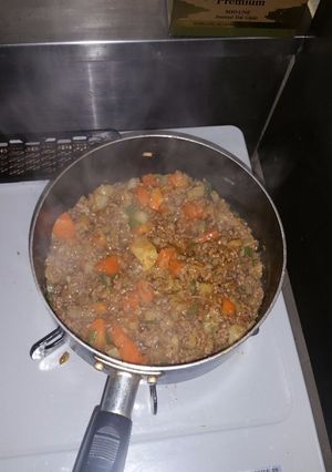 A picture of Mince meat & Vegetables.