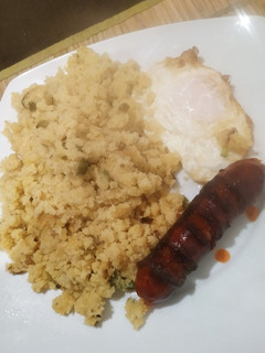 Una foto de Migas con chorizo y huevo