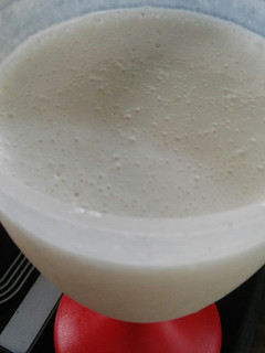 Una foto de Batida de guineo maduro con avena
