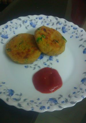 A picture of Aloo (Potato) Tikki.