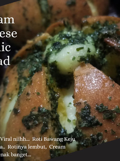 Foto resep Cream Cheese Garlic Bread