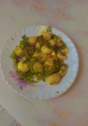 चटपटे बेबी पोटैटो (chatpate baby potato recipe in Hindi) रेसिपी मुख्य फोटो