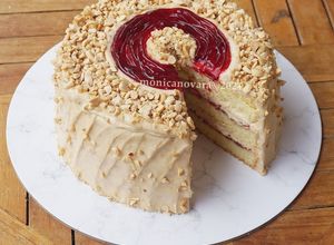 Foto resep Peanut Butter and Jelly Cake (PB & J Cake)