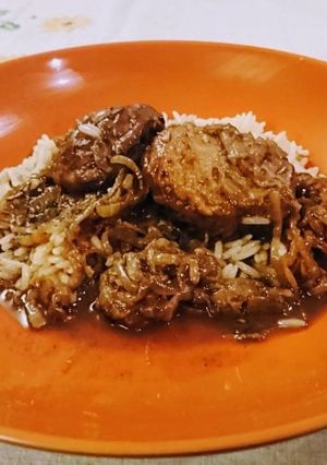 A picture of Braised Pork Cheeks.