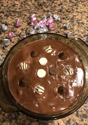 Una foto de Marquesa de chocolate rica,fácil y rápido