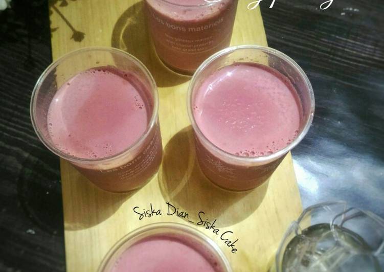 6. Redvelvet Silky Puding