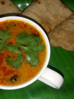கையேந்திபவன் எம்டி சால்னா (Salna recipe in tamil) செய்முறை முக்கிய புகைப்படம்