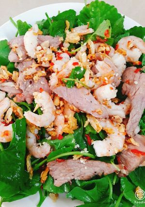 Hình của món Gỏi rau má tôm thịt.