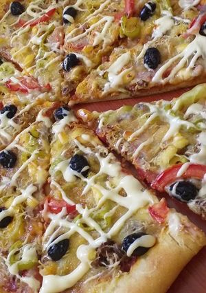 صورة لوصفة بيتزا منزلية لذيذة 😋😋