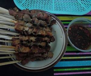Praktis, Memasak Sate kambing berbumbu Gurih Mantul