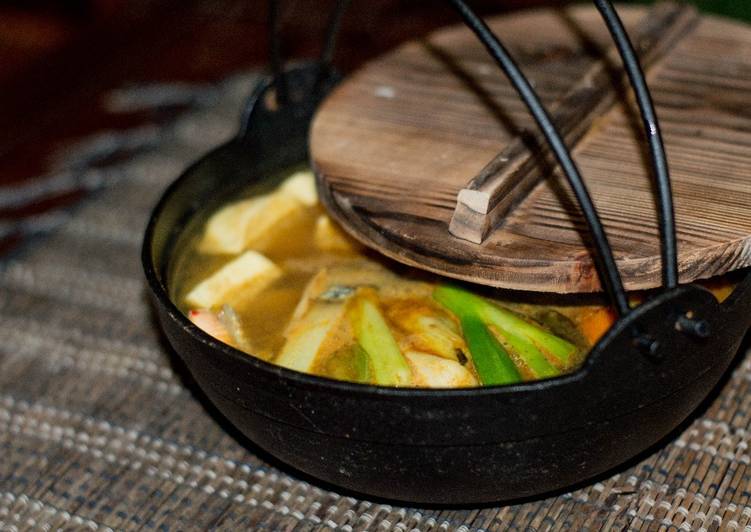 Spicy Salmon Nabe (Salmon pedas hotpot)