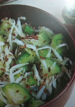 A picture of Kheere aur nariyal ki chaat.