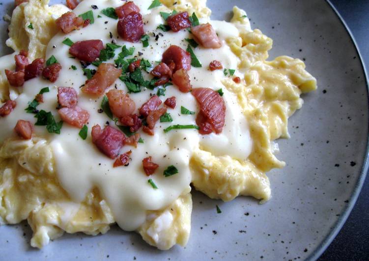 Easiest Way to Make Quick Scrambled Eggs &amp; Cheesy White Sauce