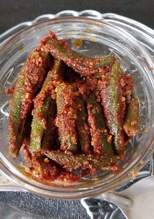 મસાલા ભરેલા ભીંડા રેસીપી મુખ્ય ફોટો