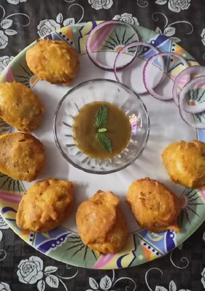 A picture of Egg fritters.