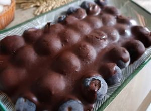 Foto principal de Tiktok trending: Choc Blueberry Bark 🫐🍫🤯 // Barra de chocolate & arándanos