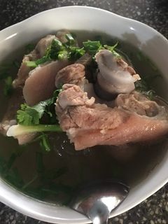 Hình của món Giò heo hầm hành.