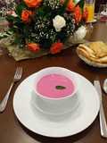 Sopa fresca de betabel