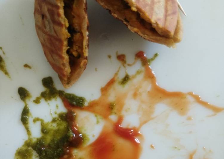 Samosa In Wheat Flour Flat Bread Grilled