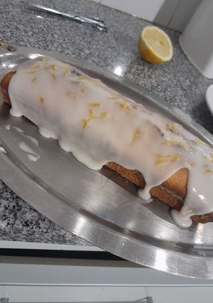 Una foto de Budín de limón casero🍋