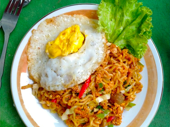 Bagaimana Menyiapkan Bakmi Goreng Sederhana yang Enak Banget