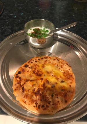 A picture of Aloo ka paratha.