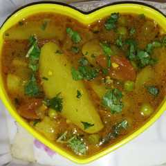 आलू मटर की सब्जी (aloo matar ki sabzi recipe in Hindi)-レシピのメイン写真