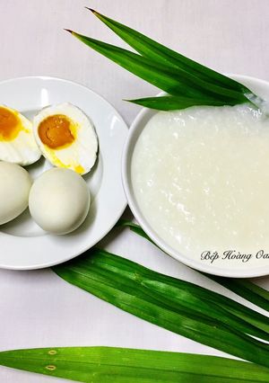 Hình của món Cháo Trắng Trứng Vịt Muối.
