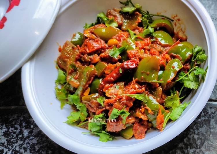 Simple Way to Make Speedy Achari Tomato Capsicum (no onion garlic)