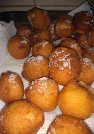 Una foto de Buñuelos caseros con manzanas