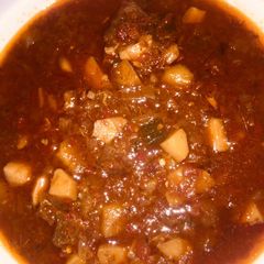 A picture of Potatoes 🥔 in stew.