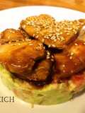 Tartar de atún con soja y cítricos sobre aspic de guacamole