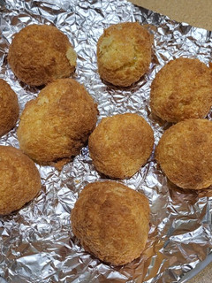 Una foto de Coquitos coco en airfryer