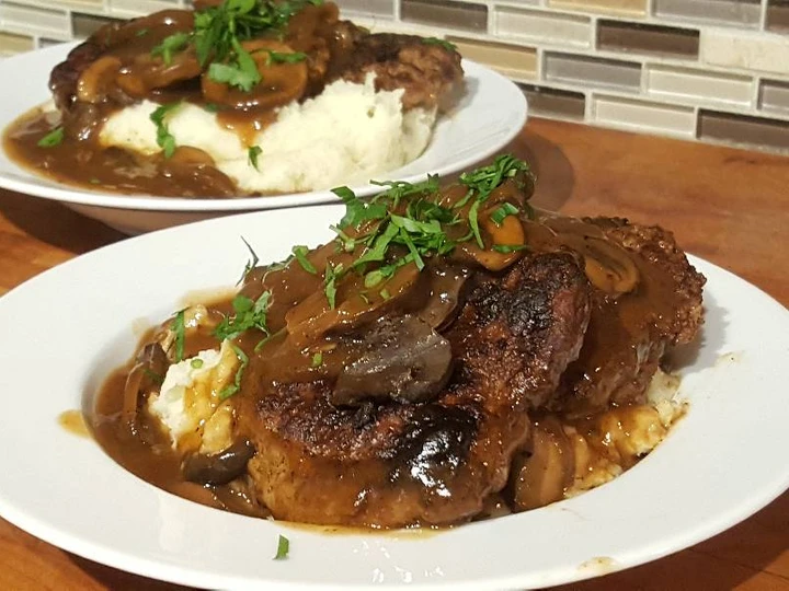 Easy Steps Prepare|Recipe} Slow Cooker Salisbury Steak, Make You Drink