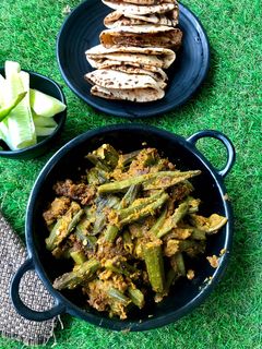 भरवाँ भिंडी (bharwa bhindi recipe in Hindi) रेसिपी मुख्य फोटो