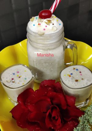 A picture of Dry Fruits Smoothie.