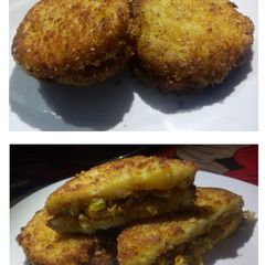 A picture of Chicken bread patties.