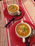 Sopa crema de verduras en sopera eléctrica