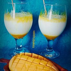 A picture of Mango Lassi.