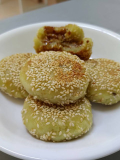 爆漿黑糖地瓜煎餅- 彈牙的甜蜜口感 的食譜成品照片