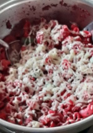A picture of Veg. Beetroot macroni pasta.