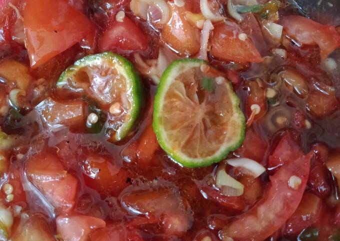 Cara mudah bikin Sambal dabu-dabu ala mamak Aqil  sedap