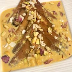 A picture of Shahi Tukda (Indian bread pudding).