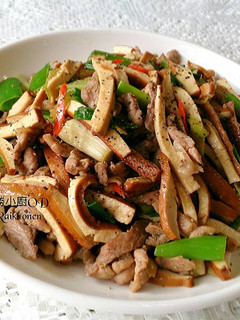 簡易熱炒~蔥爆豆乾 的食譜成品照片