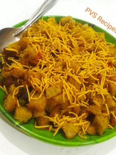 ब्राऊन ब्रेड उपमा (brown bread upma recipe in marathi) रेसिपी चे मुख्य फोटो 
