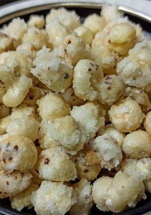 A picture of मीठे मखाने(meethe makhane recipe in hindi).