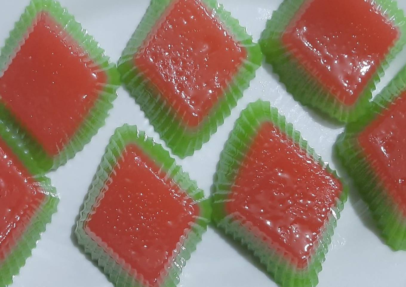 Kue lapis sagu