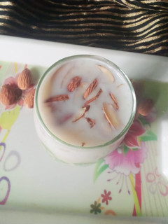 বানানা মিল্কশেক (Banana Milkshake recipe in Bengali) রেসিপির প্রধান ছবি